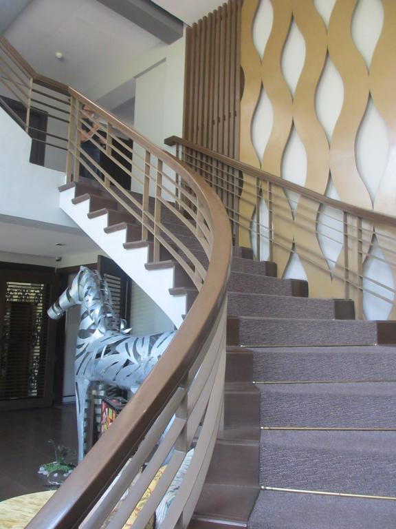 The Theodore Hotel Tagaytay City Exterior foto