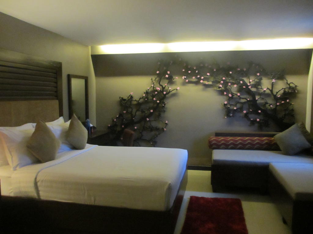 The Theodore Hotel Tagaytay City Exterior foto